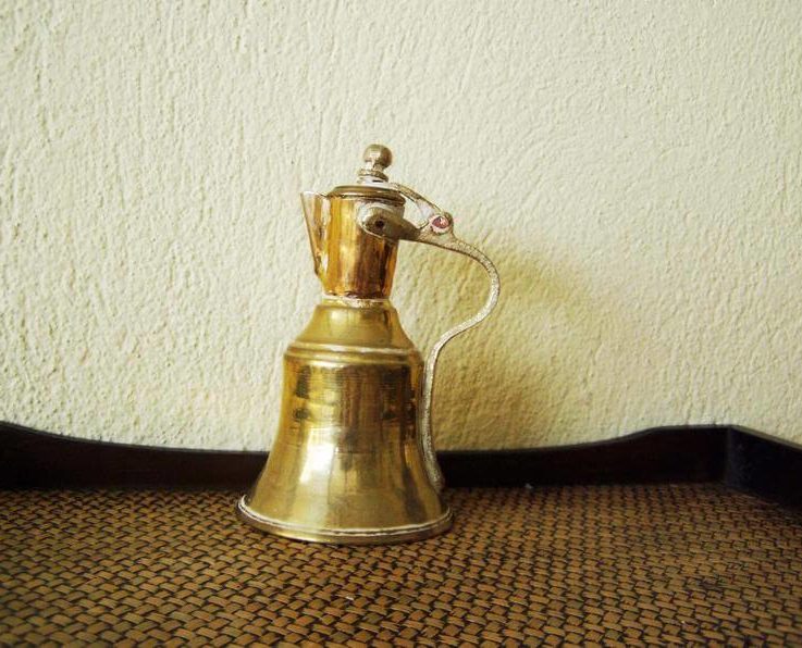 Vintage brass pitcher, brass copper lidded jug, small brass pot with spout and lid, Greek folk art, Greek brass antiques, early 20's