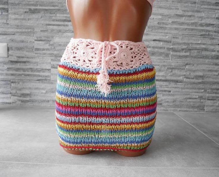 Crochet and knitted skirt, Colourful skirt, coconut buttons on the back, tassels string, size small